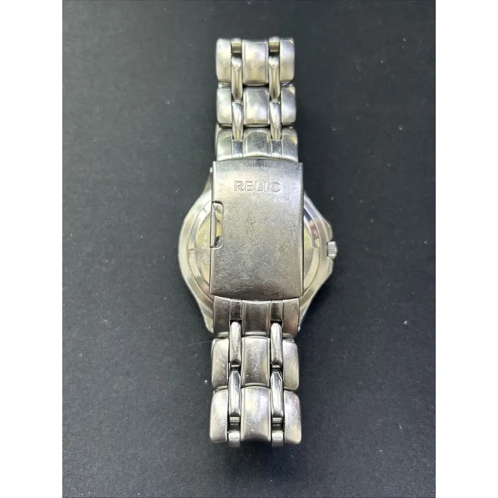 Relic Navy Blue Dial Silver Tone Men’s Quartz Watch